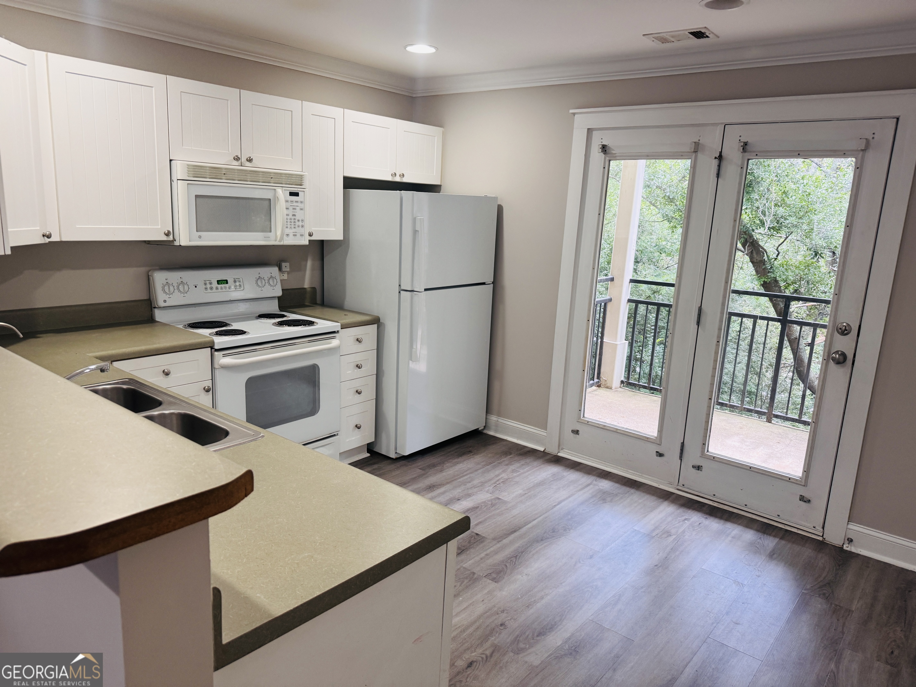 490 South Barnett Shoals Road Athens, GA 30605 - Photo 4 of 16