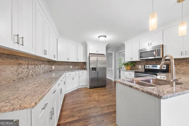 $475,000 | 1011 Anchor Bay Circle, Greensboro, GA 30642