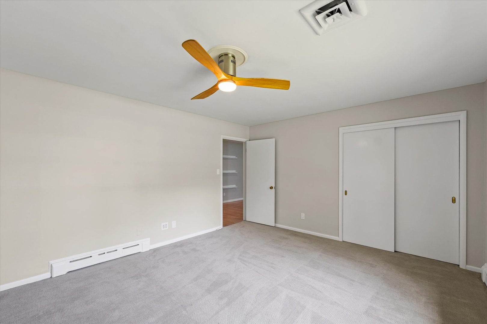 32 Greencroft Drive Champaign, IL 61821 - Photo 28 of 40 a view of an empty room