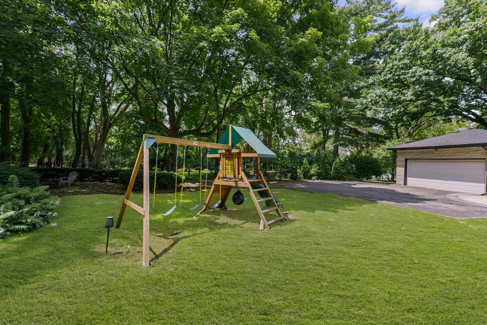 32 Greencroft Drive Champaign, IL 61821 - Photo 38 of 40 a view of a park with a slide