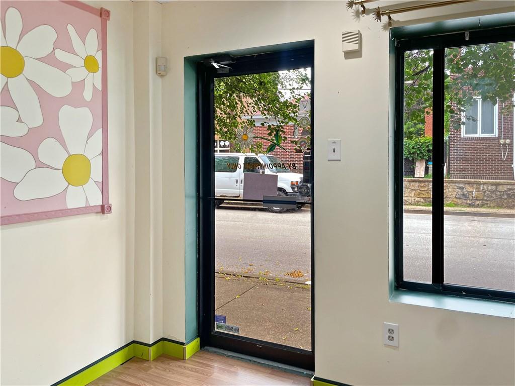 402 Loop, Unit LOOP Pittsburgh, PA 15215 - Photo 5 of 10 a view of front door