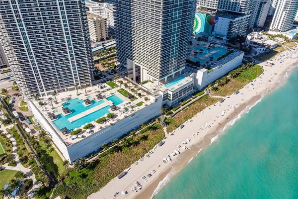 $8,000 | 1830 South Ocean Drive, Unit 2608, Hallandale Beach, FL 33009