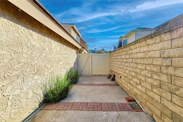 $4,500 | 27139 Rio Prado Drive, Valencia, CA 91354