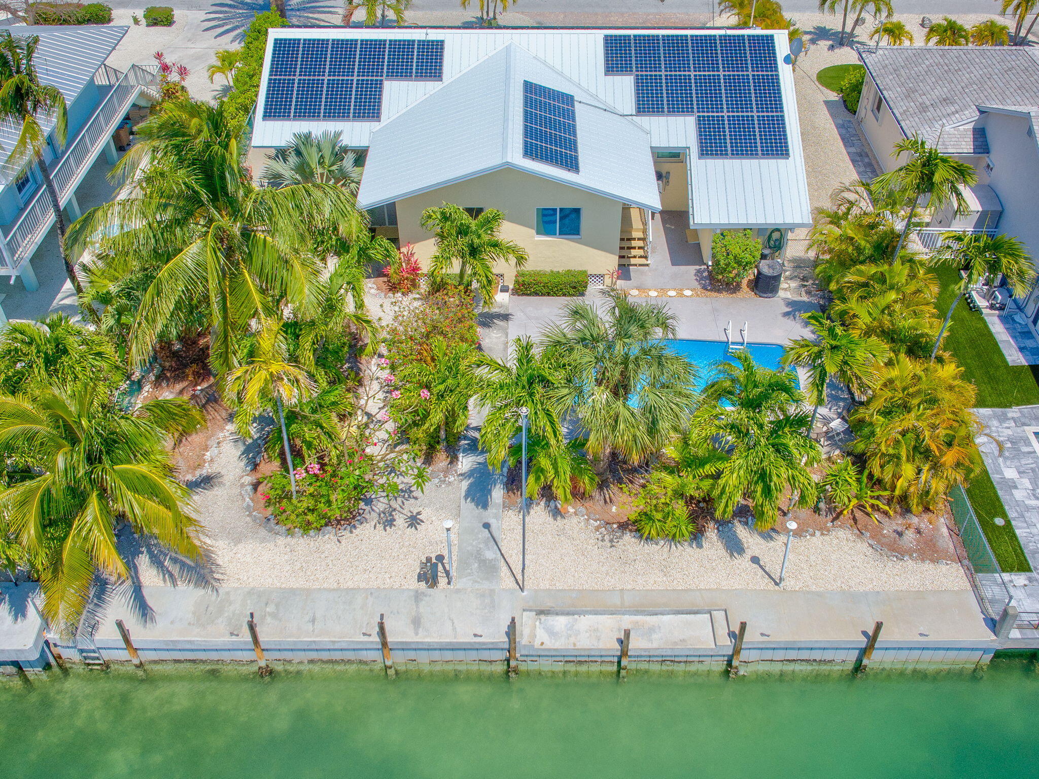 501 11th Street Key Colony Beach, FL 33051 - Photo 4 of 52 501 11th St