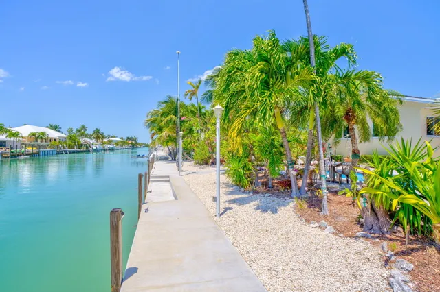 $1,675,000 | 501 11th Street, Key Colony Beach, FL 33051