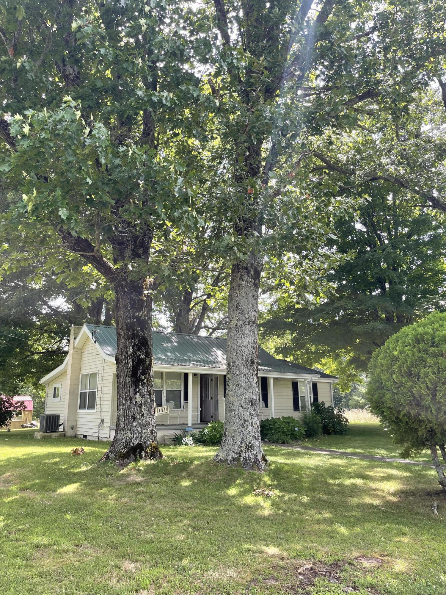 1107 Deweese Road Pikeville, TN 37367 - Photo 1 of 8 IMG_0089