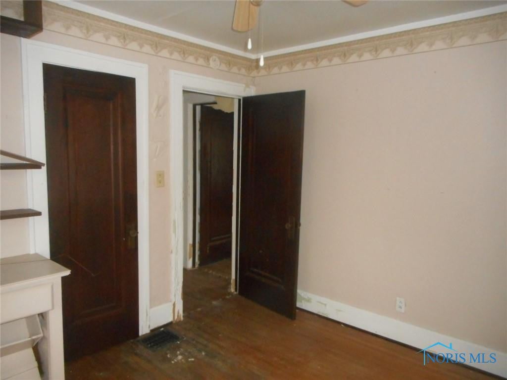 1427 Addington Road Toledo, OH 43607 - Photo 20 of 28 Gallery Image 20