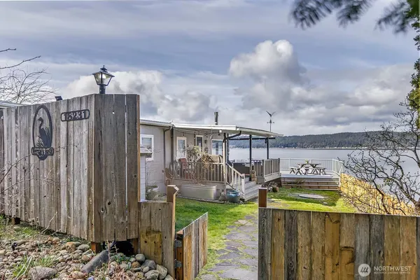 $549,950 | 18231 Northeast North Shore Road, Tahuya, WA 98588