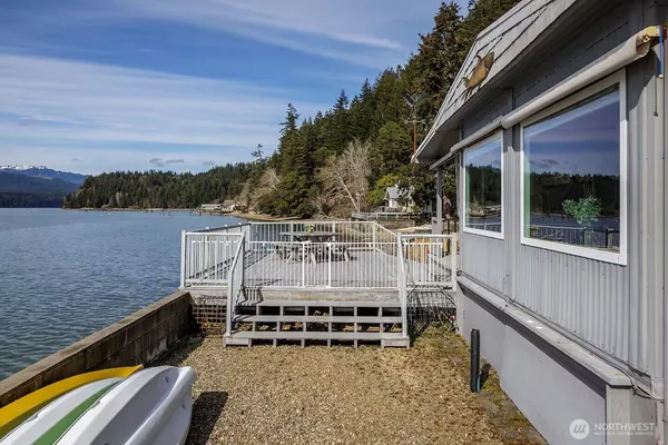 $549,950 | 18231 Northeast North Shore Road, Tahuya, WA 98588