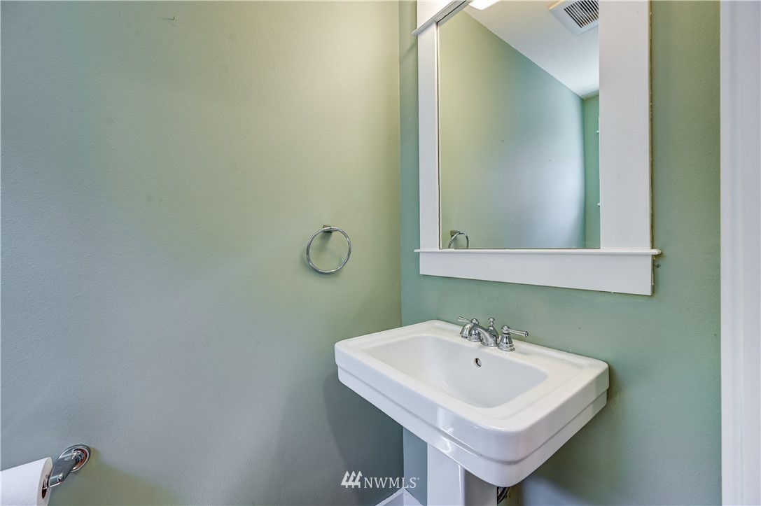 3623 36th Avenue South Seattle, WA 98144 - Photo 7 of 15