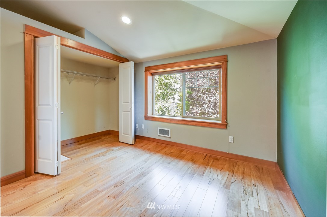 3623 36th Avenue South Seattle, WA 98144 - Photo 9 of 15