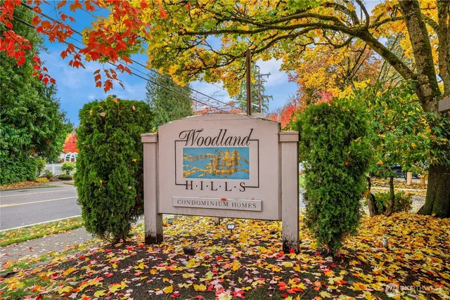 $379,950 | 14200 Northeast 171st Street, Unit E105, Woodinville, WA 98072