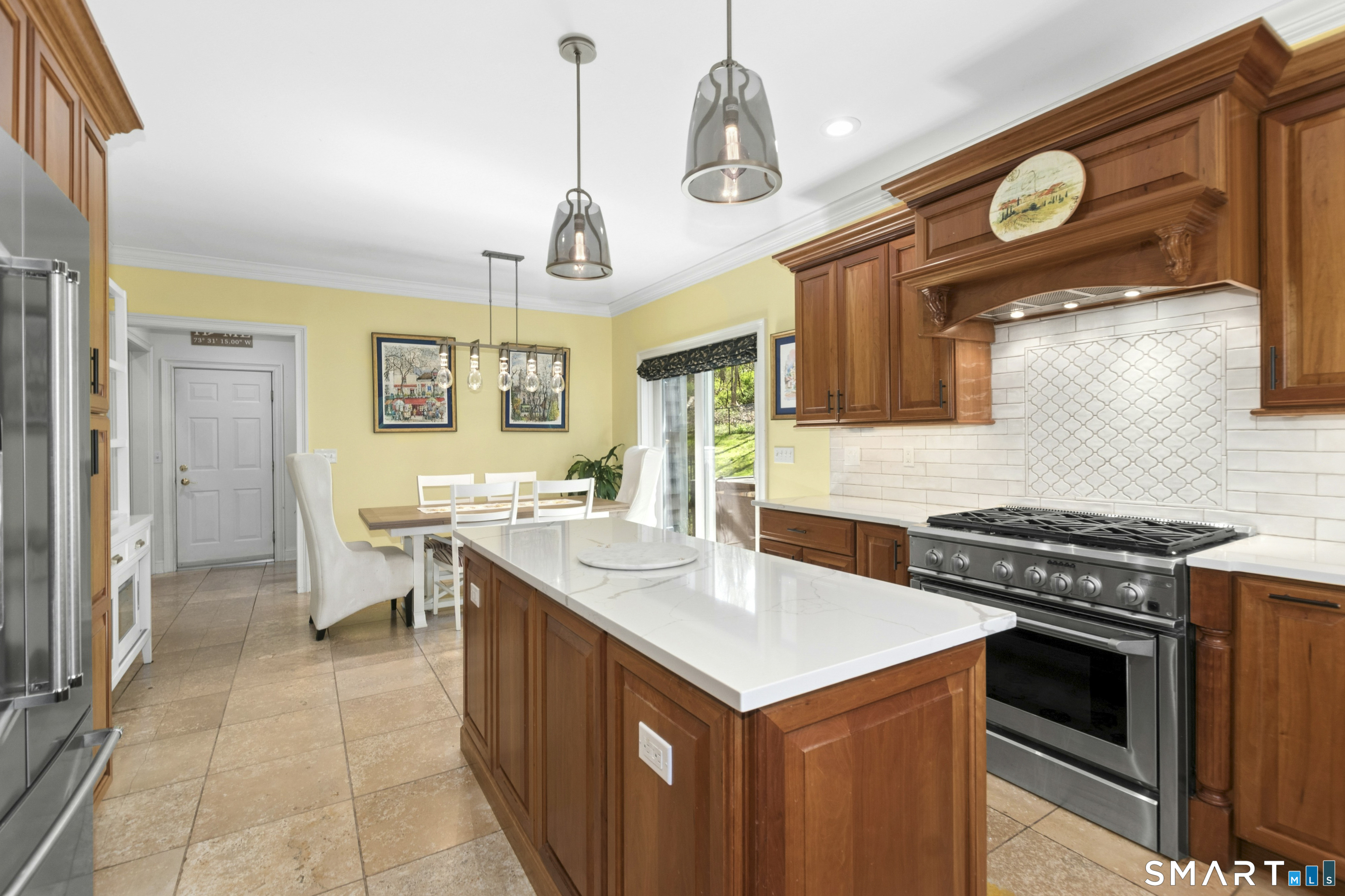 88 Ledges Road Ridgefield, CT 06877 - Photo 11 of 37