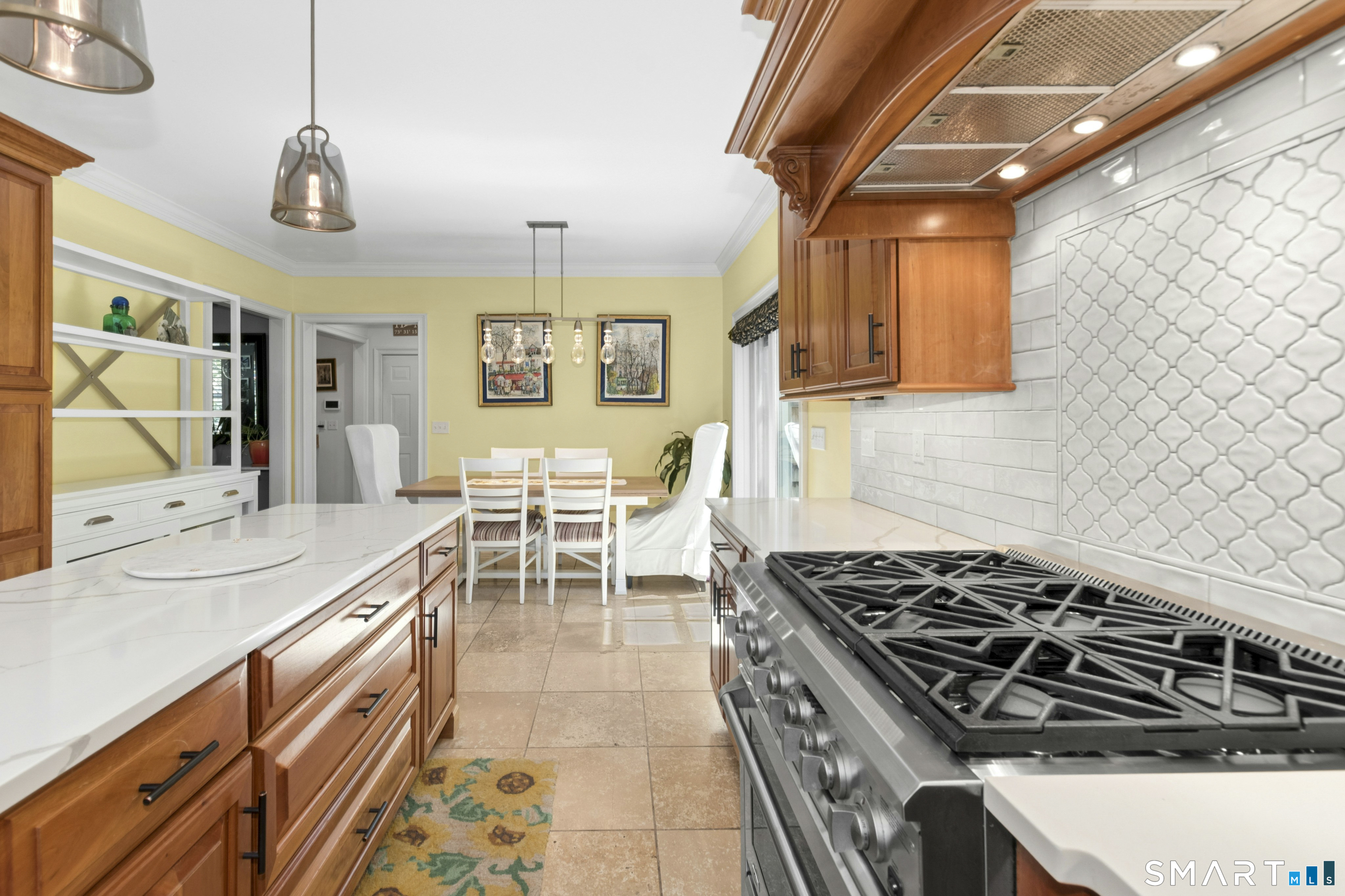 88 Ledges Road Ridgefield, CT 06877 - Photo 10 of 37