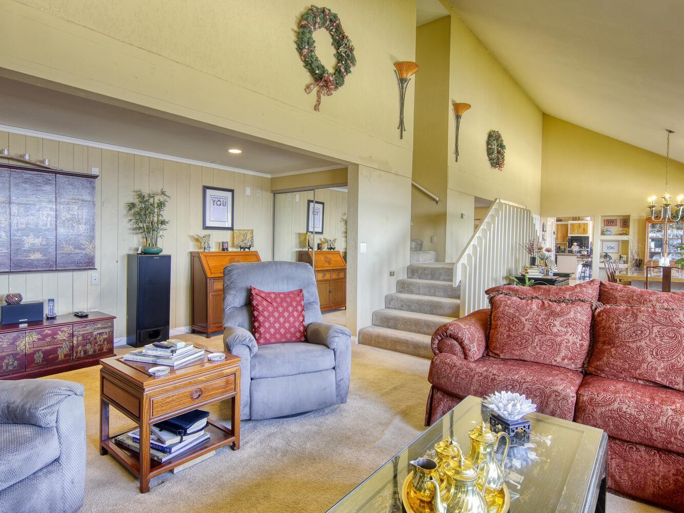 23760 El Rancho Drive Tehachapi, CA 93561 - Photo 10 of 40 a living room with furniture and a wooden floor