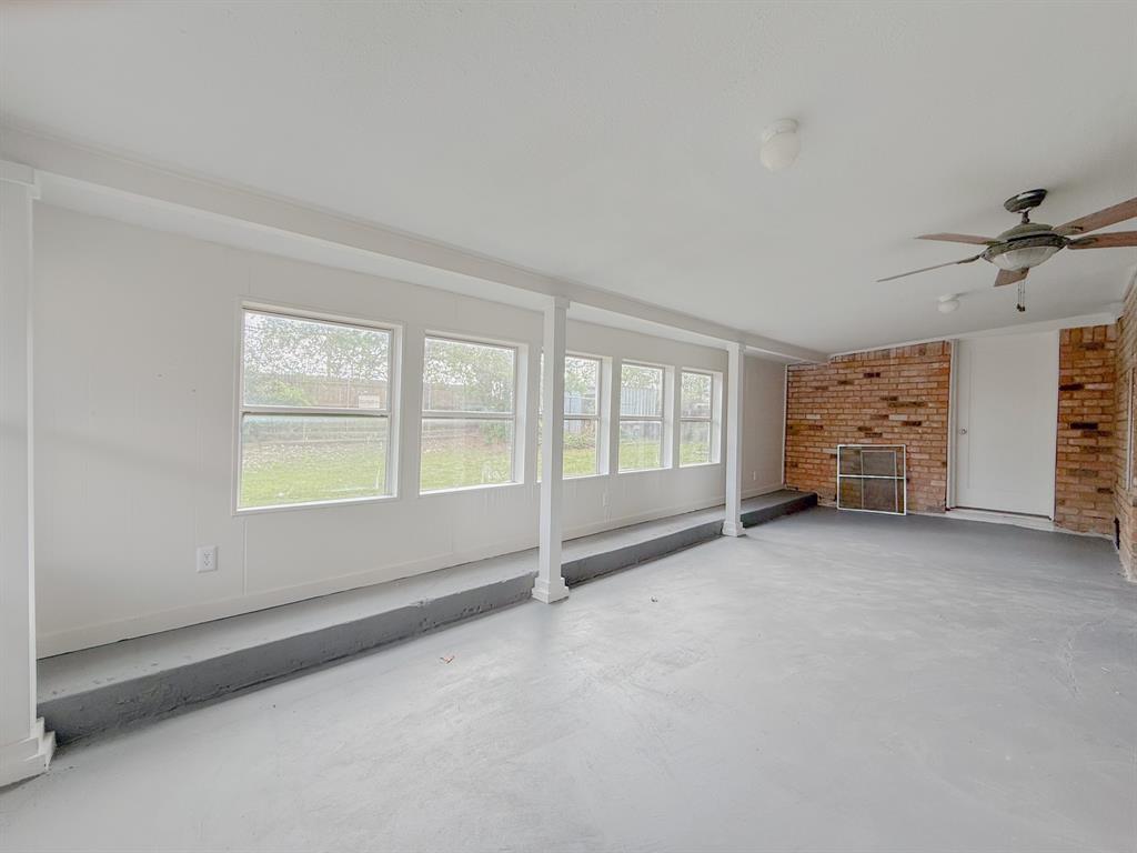 4013 Wedgworth Road South Fort Worth, TX 76133 - Photo 31 of 35