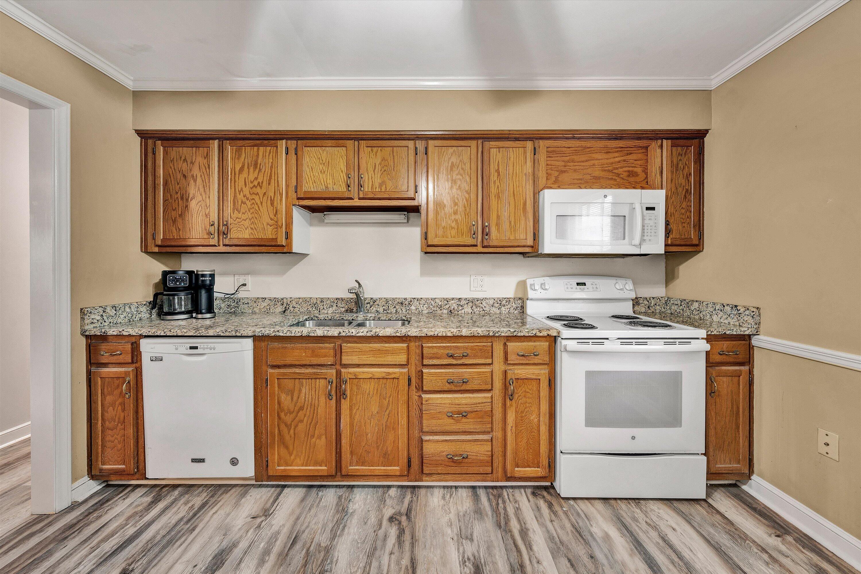 3323 Longhorn Road Roanoke, VA 24018 - Photo 14 of 24 17-DSC00093