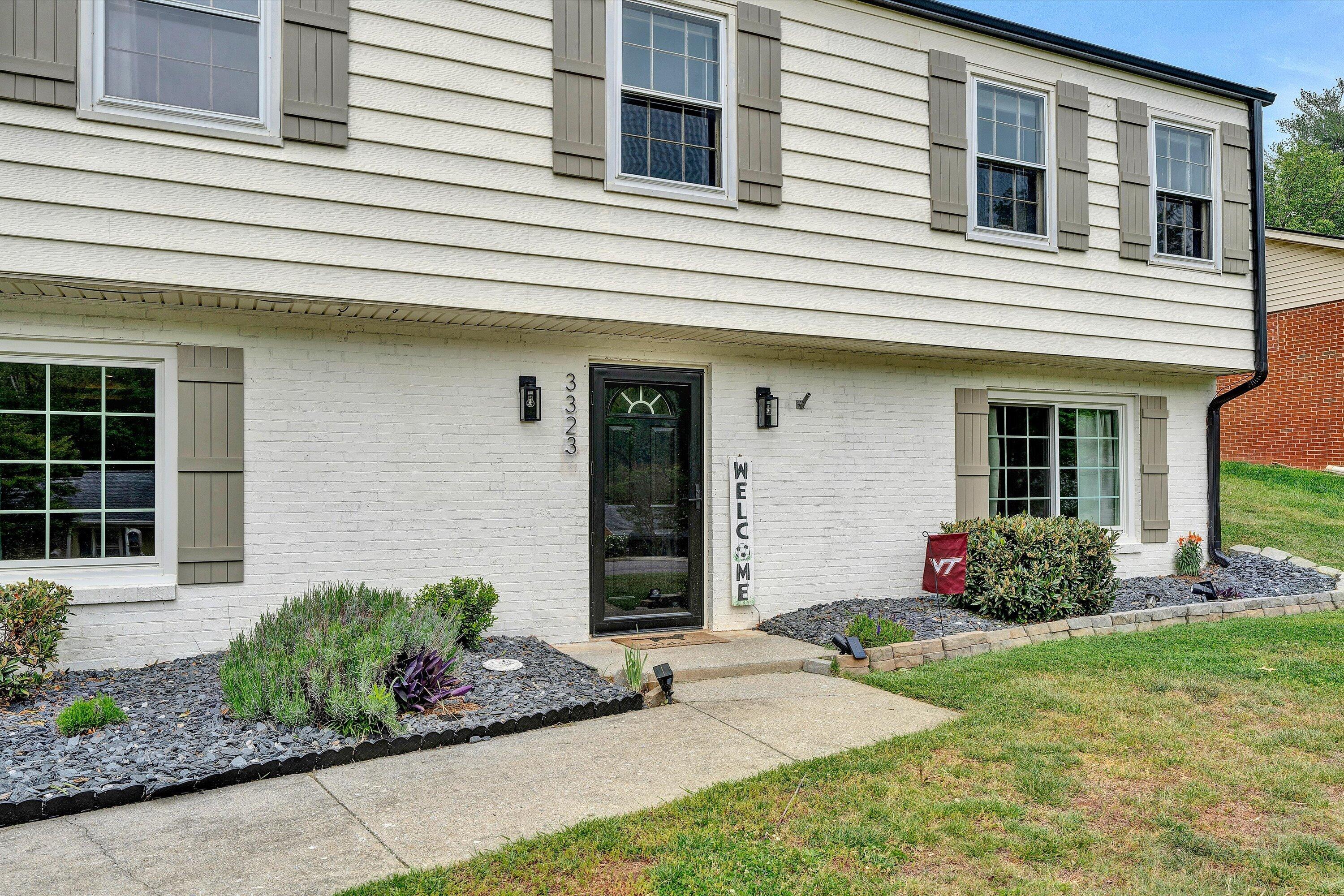 3323 Longhorn Road Roanoke, VA 24018 - Photo 3 of 24 04-DSC00138