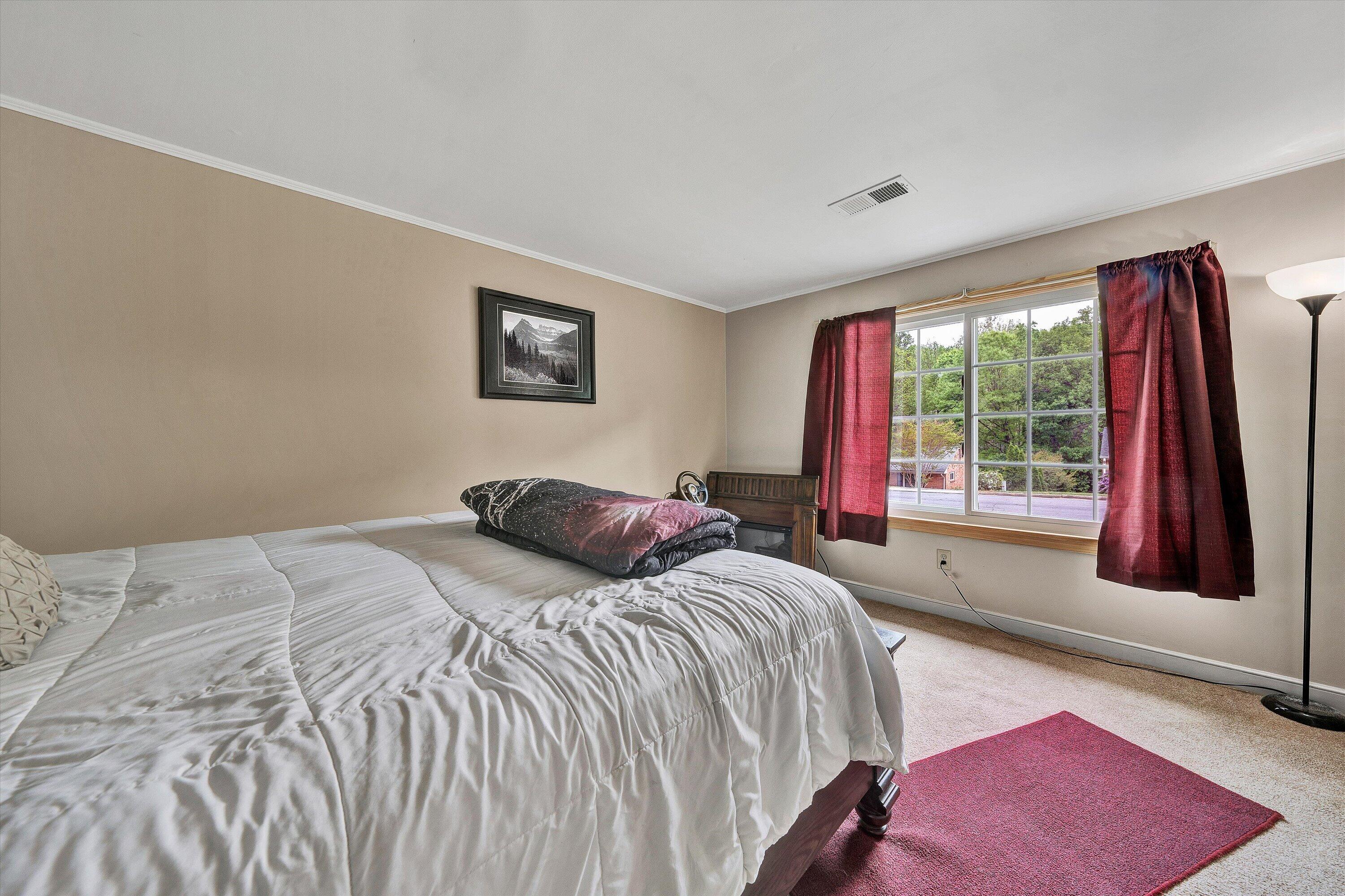 3323 Longhorn Road Roanoke, VA 24018 - Photo 8 of 24 10-DSC00069