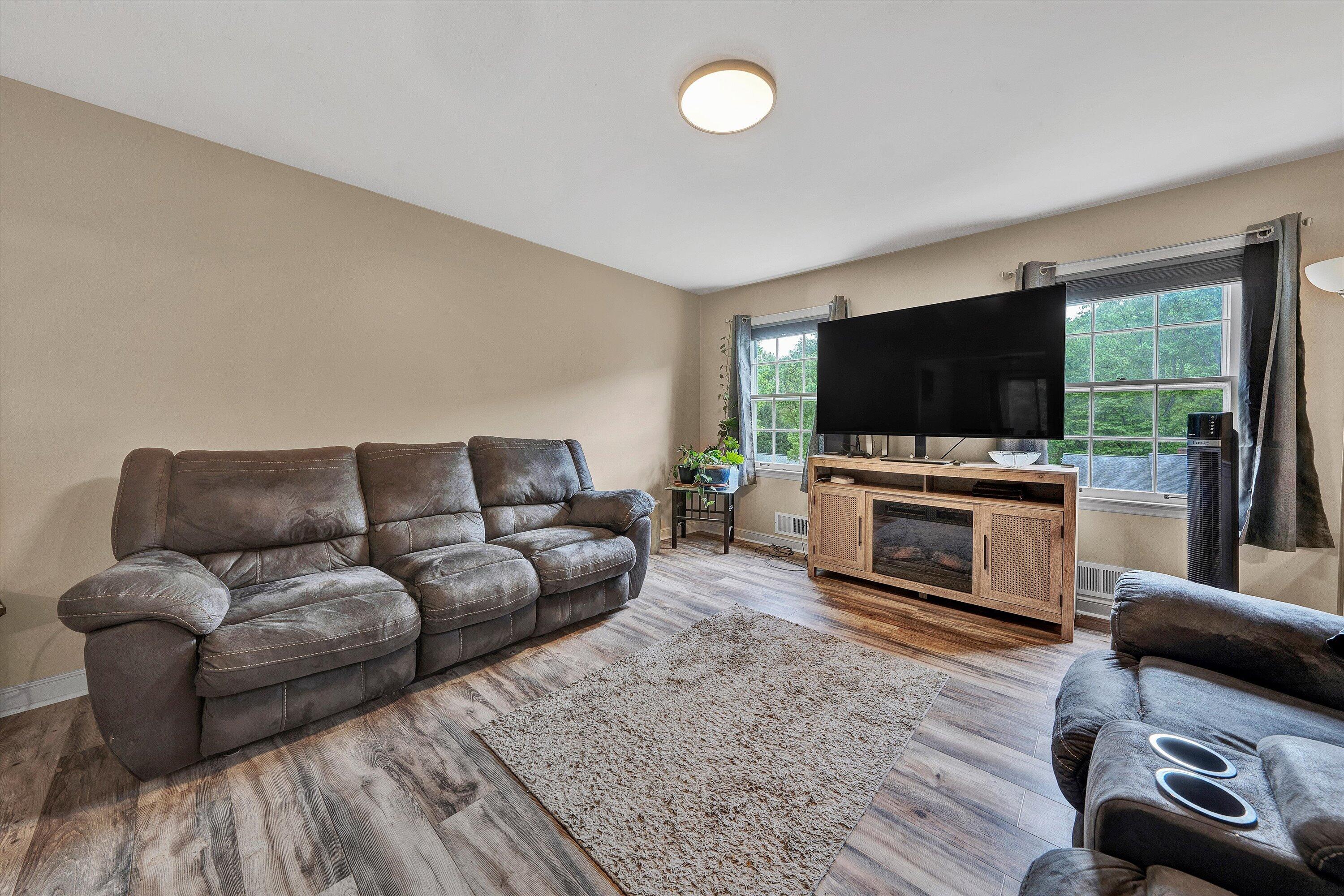 3323 Longhorn Road Roanoke, VA 24018 - Photo 10 of 24 13-DSC00081