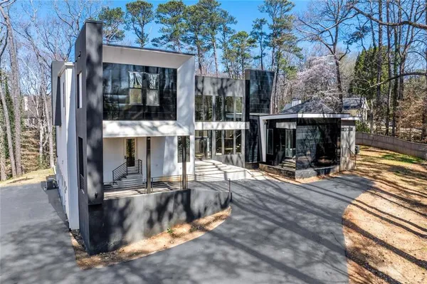 $6,000,000 | 1355 Moores Mill Road Northwest, Atlanta, GA 30327