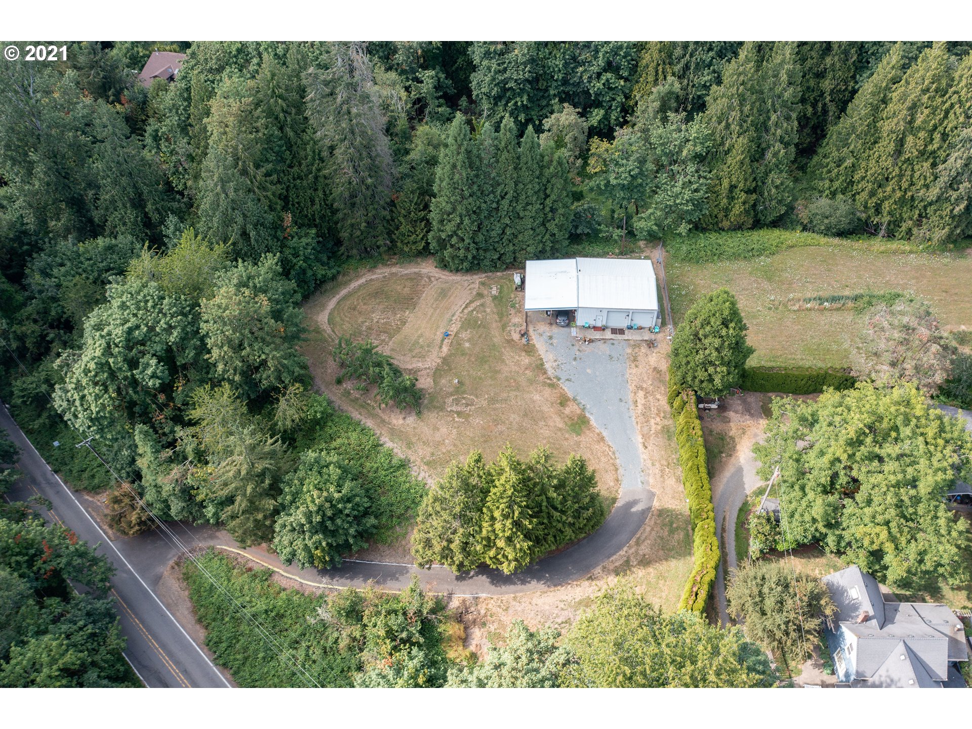 23500 Johnson Road West Linn, OR 97068 - Photo 5 of 9 Gallery Image 5