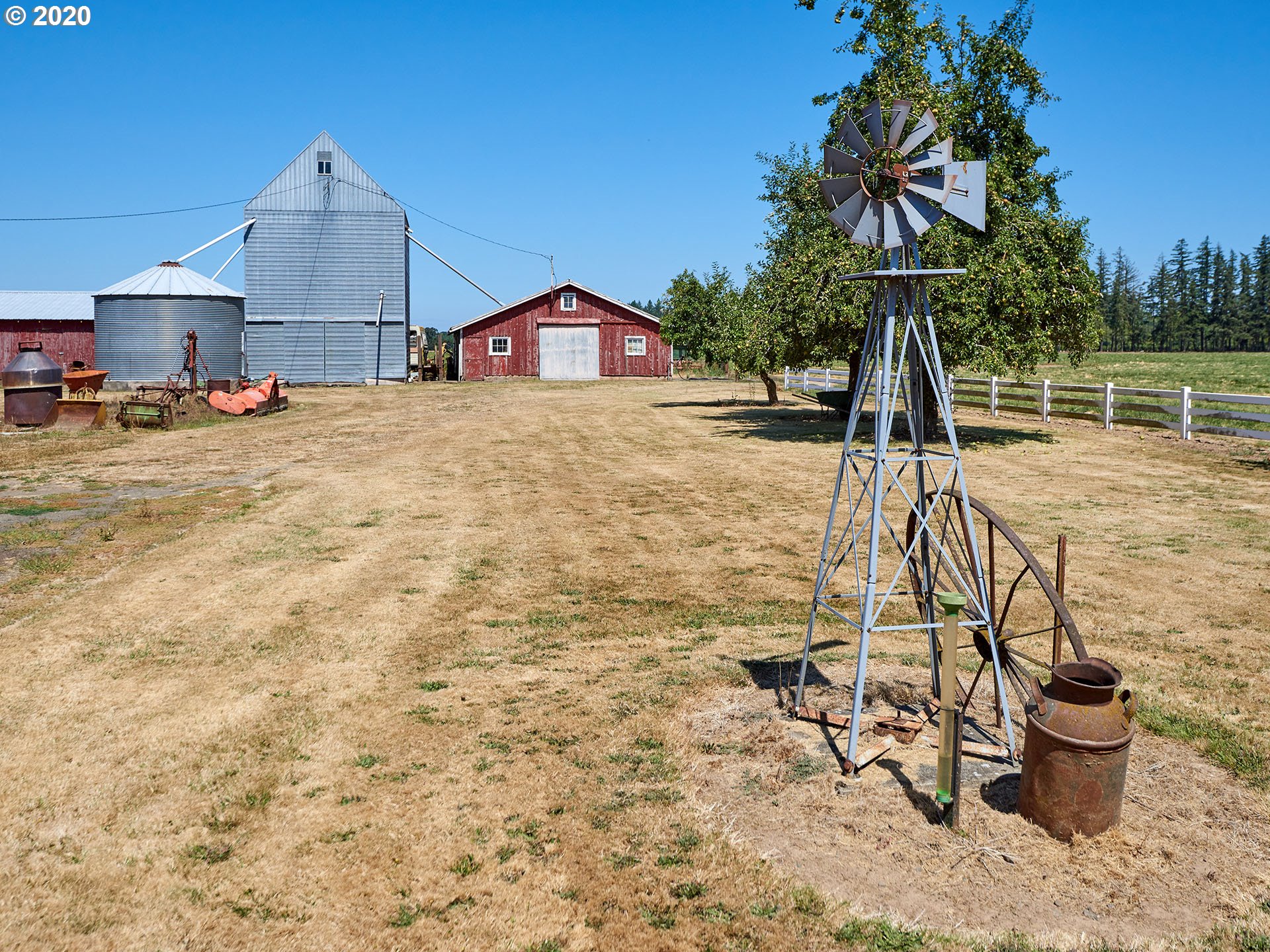 11265 South Barnards Road Canby, OR 97013 - Photo 12 of 31