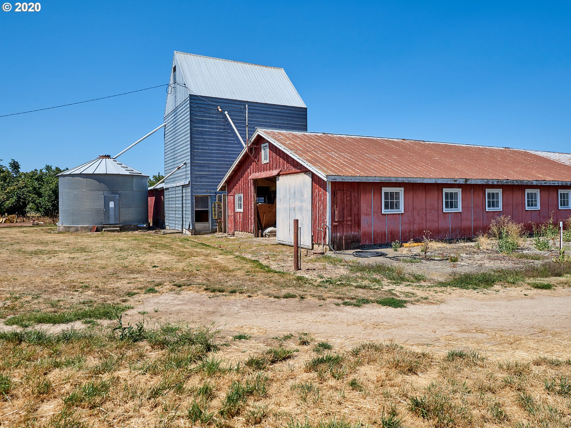 11265 South Barnards Road Canby, OR 97013 - Photo 14 of 31