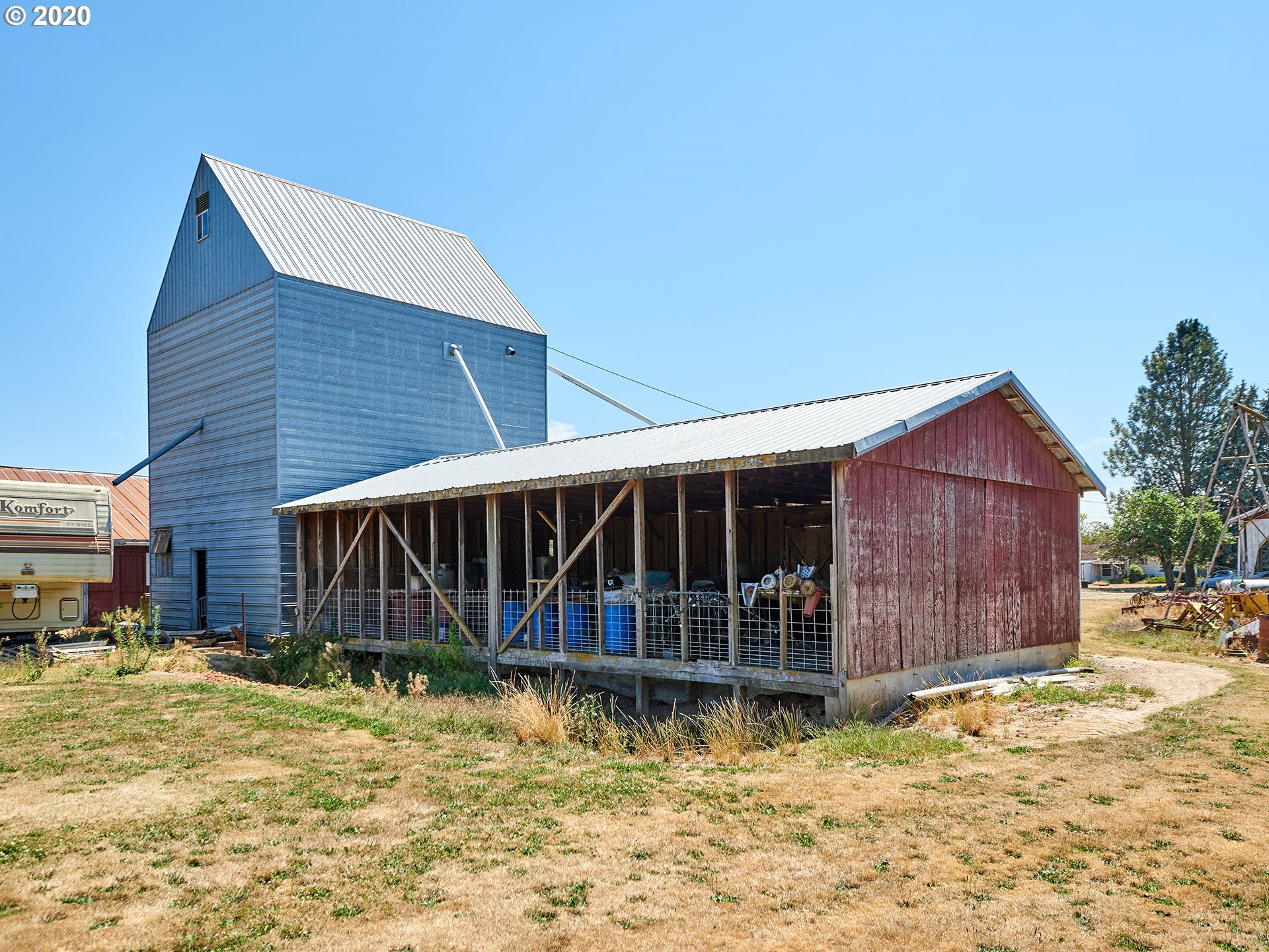 11265 South Barnards Road Canby, OR 97013 - Photo 20 of 31