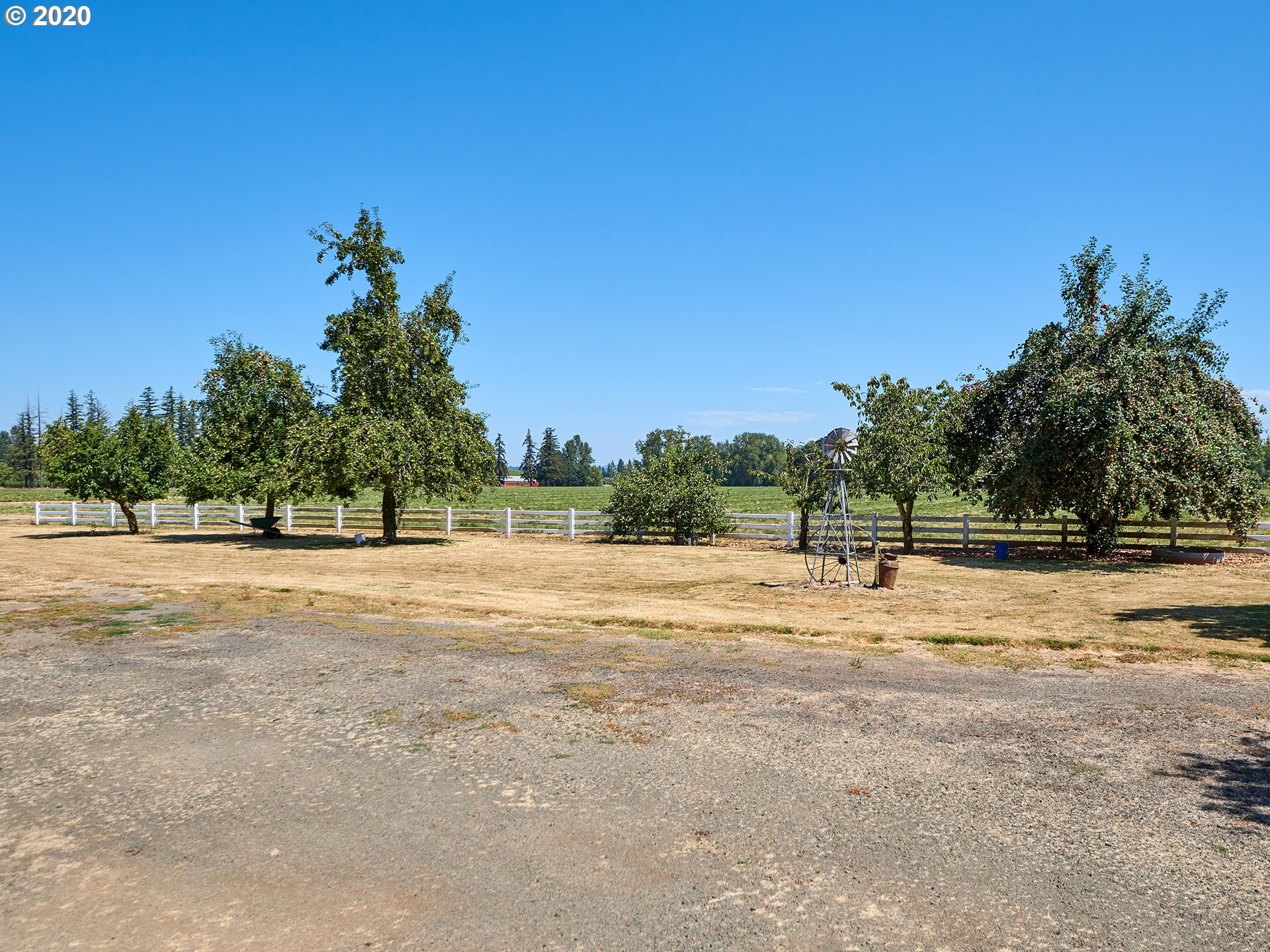 11265 South Barnards Road Canby, OR 97013 - Photo 22 of 31