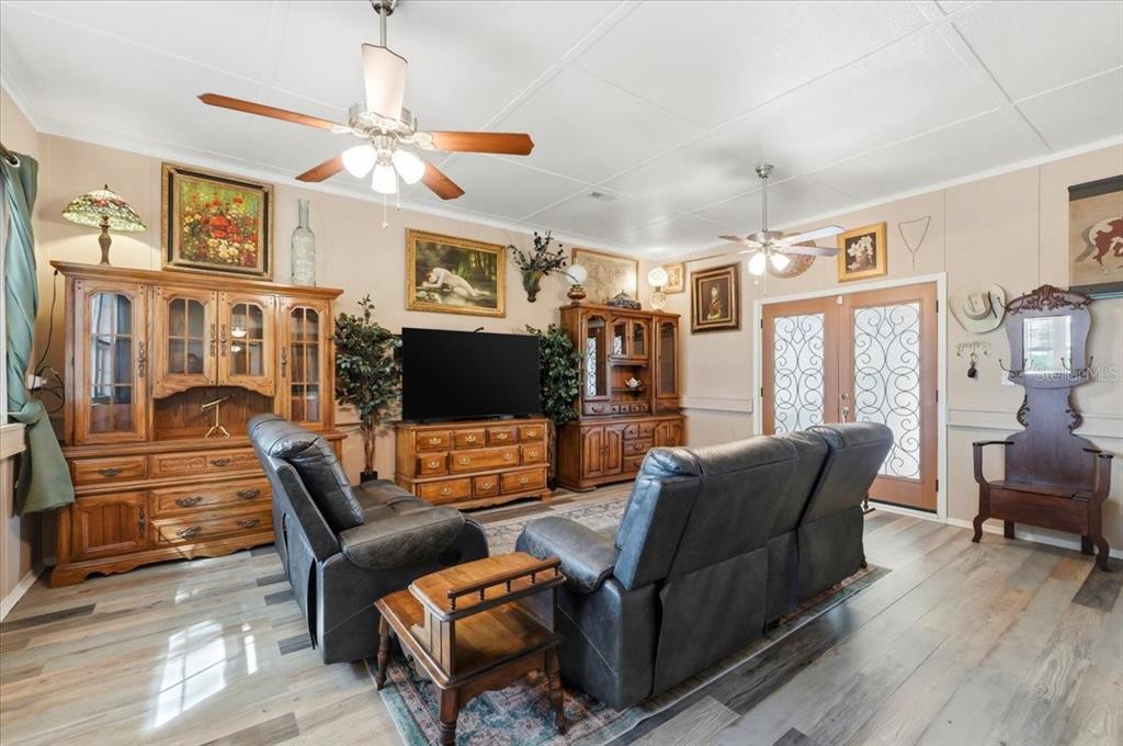 4205 North Combee Road Lakeland, FL 33805 - Photo 4 of 52