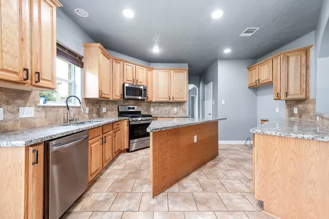 $395,000 | 3720 Armand Drive, Dickinson, TX 77539