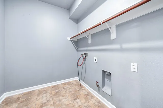 $395,000 | 3720 Armand Drive, Dickinson, TX 77539