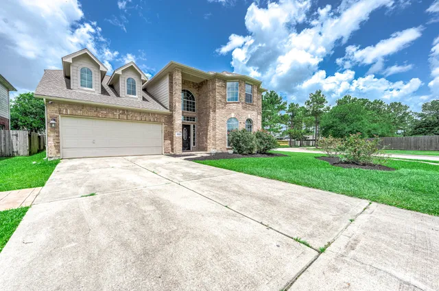 $395,000 | 3720 Armand Drive, Dickinson, TX 77539