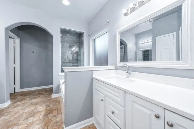 $395,000 | 3720 Armand Drive, Dickinson, TX 77539