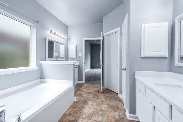 $395,000 | 3720 Armand Drive, Dickinson, TX 77539