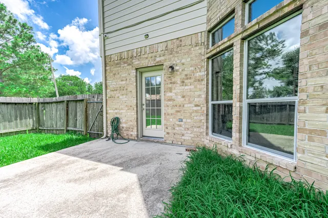 $395,000 | 3720 Armand Drive, Dickinson, TX 77539