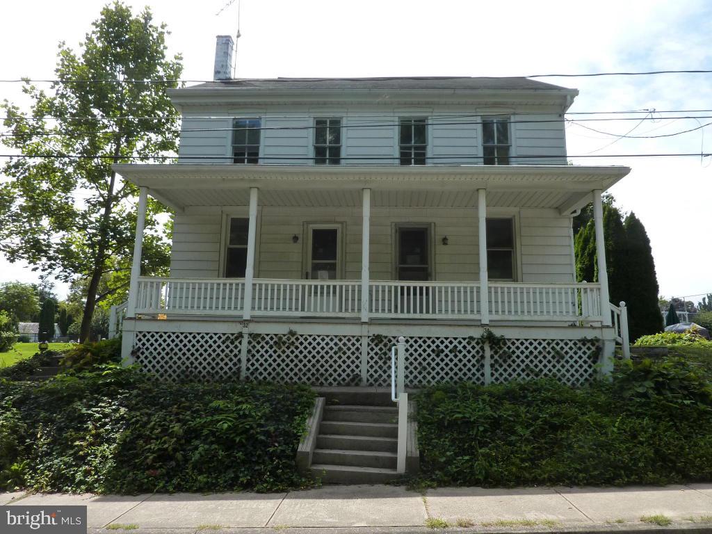 34 Maple Street Lititz, PA 17543 - Photo 1 of 29