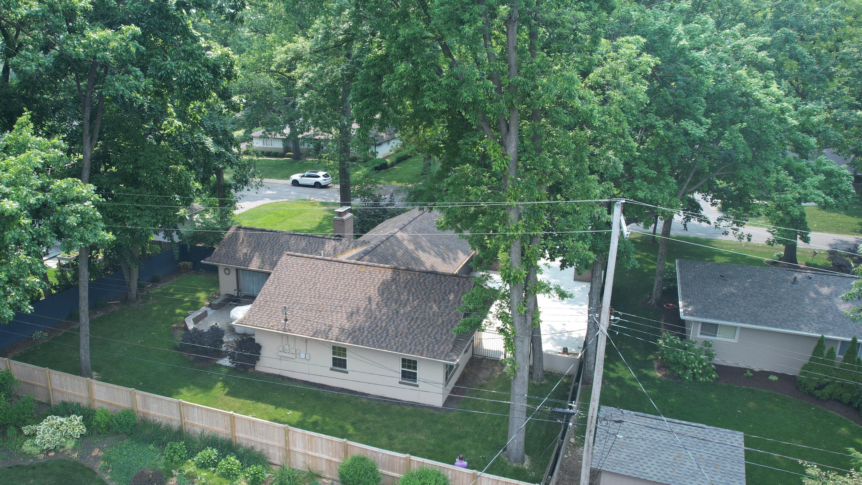 3044 Herrick Road Columbus, OH 43221 - Photo 35 of 36 DJI_0499