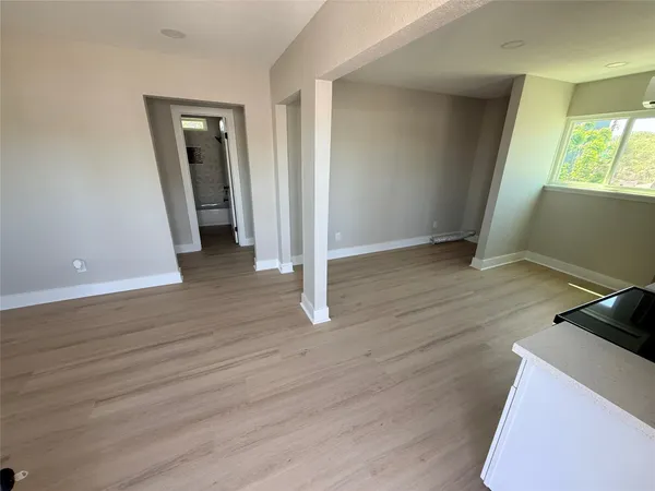 $1,250 | 2919 Avenue K, Unit 3, Galveston, TX 77550