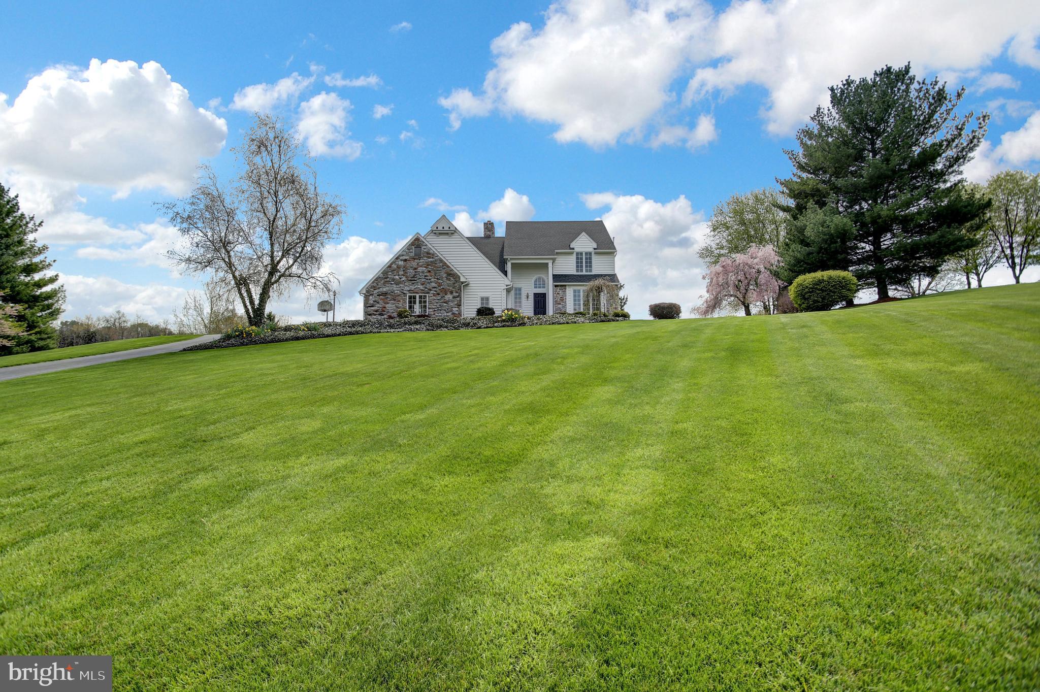 12 Strawberry Lane Lititz, PA 17543 - Photo 2 of 43 Front View
