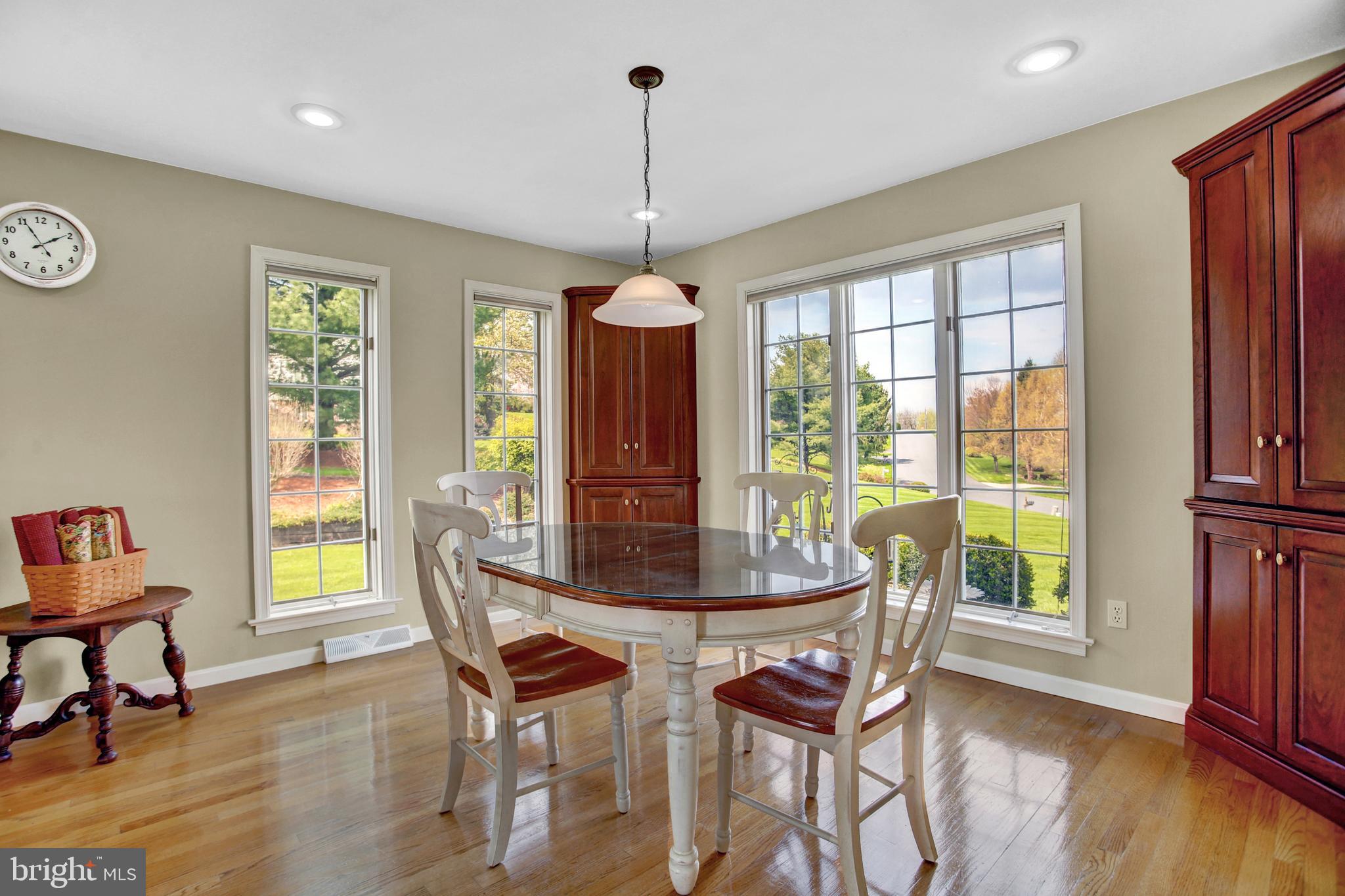 12 Strawberry Lane Lititz, PA 17543 - Photo 11 of 43 Dining