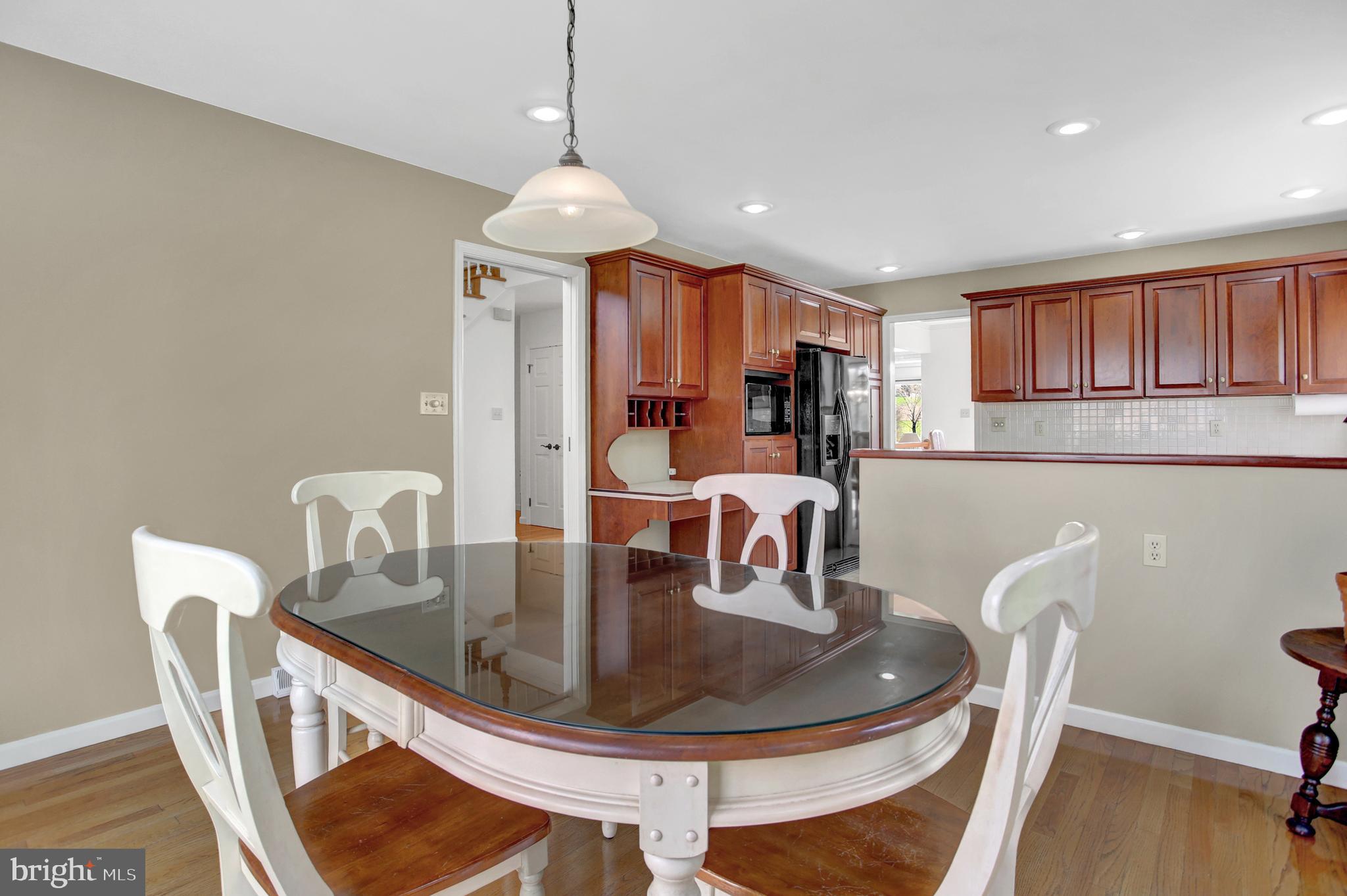 12 Strawberry Lane Lititz, PA 17543 - Photo 13 of 43 Dining