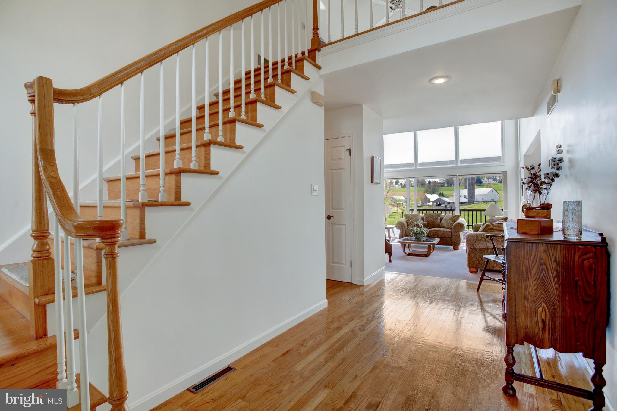 12 Strawberry Lane Lititz, PA 17543 - Photo 9 of 43 Entrance