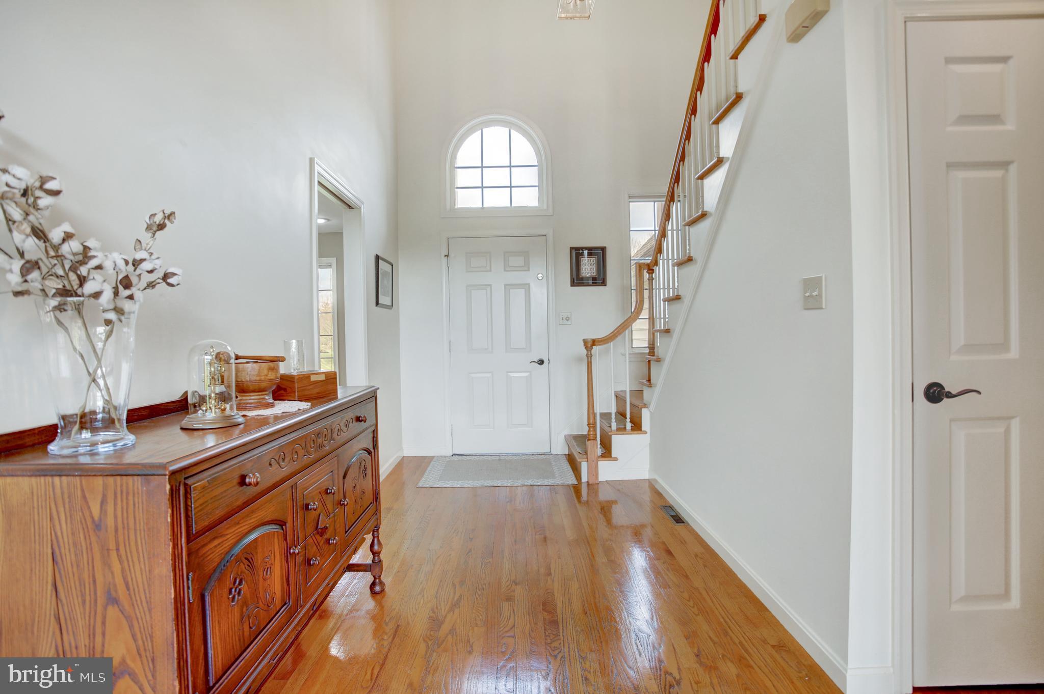 12 Strawberry Lane Lititz, PA 17543 - Photo 10 of 43 Entrance