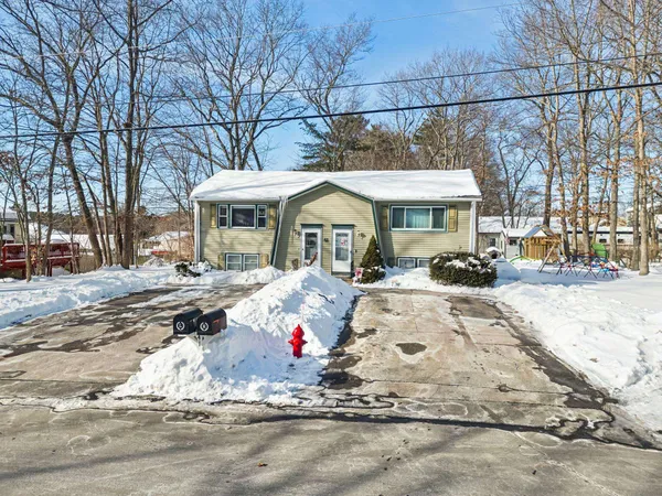 $310,000 | 41 L Derryfield Road, Derry, NH 03038