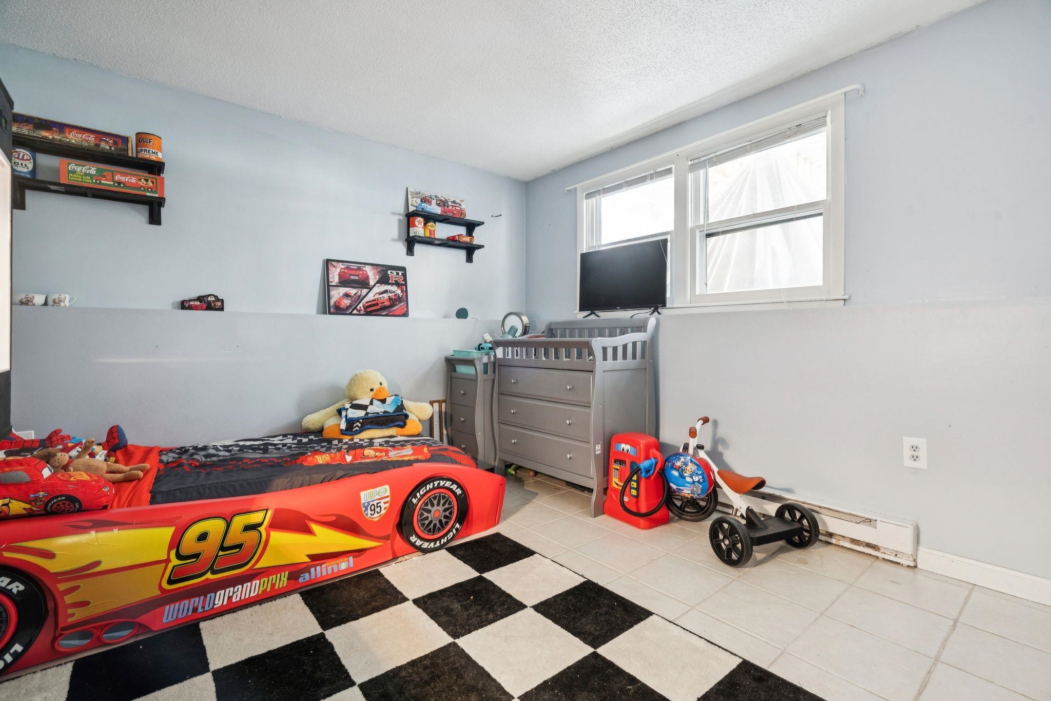 41 L Derryfield Road Derry, NH 03038 - Photo 12 of 24