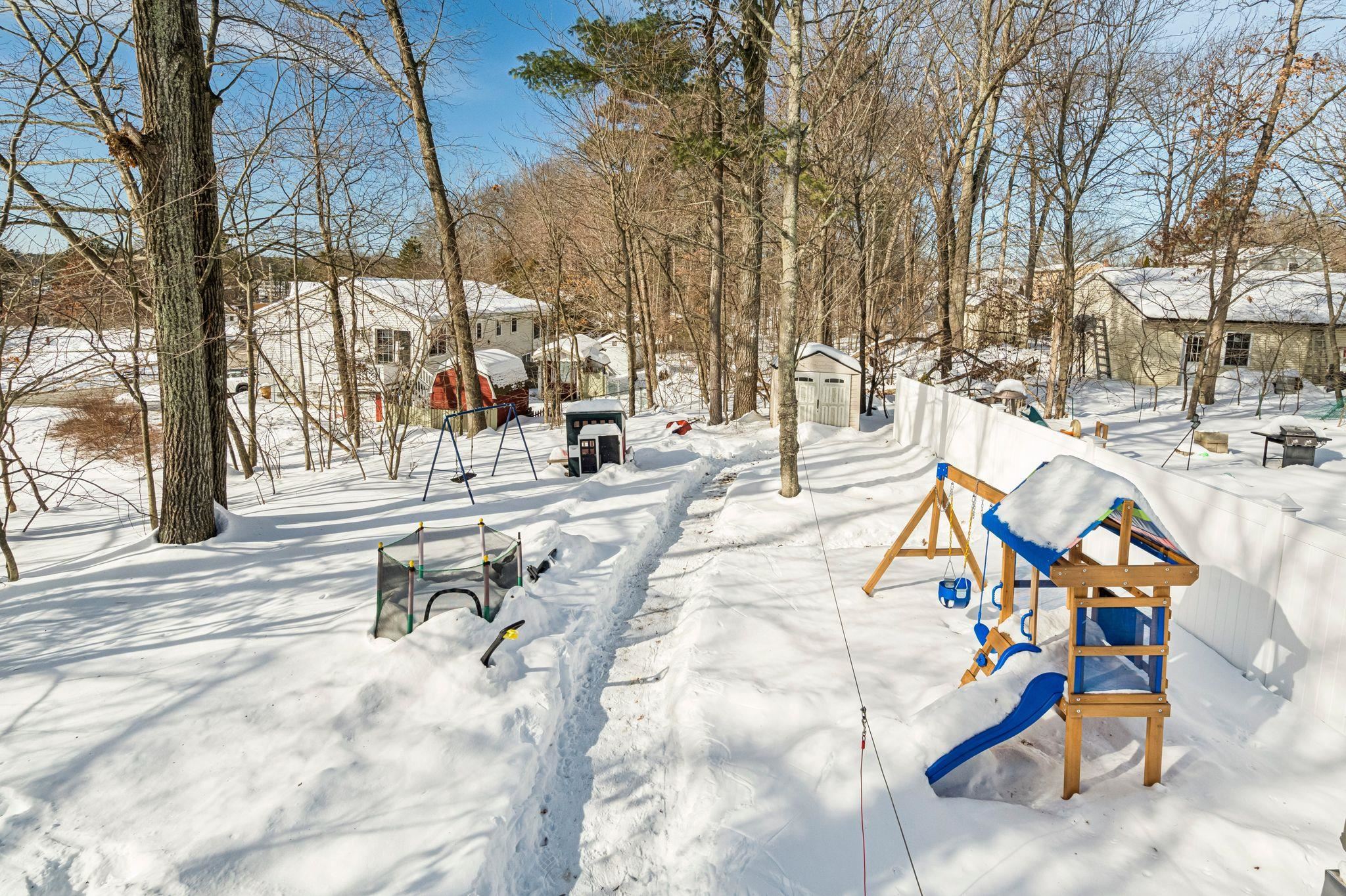 41 L Derryfield Road Derry, NH 03038 - Photo 21 of 24