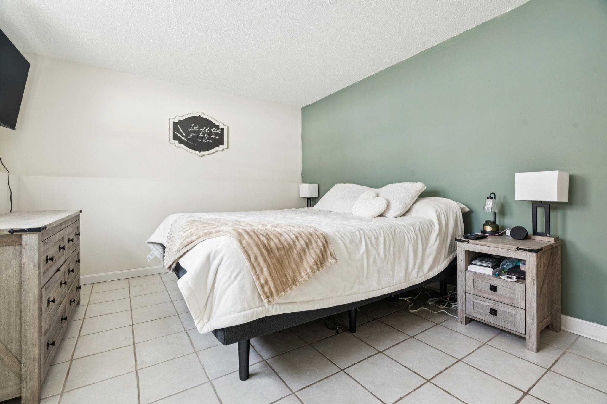 41 L Derryfield Road Derry, NH 03038 - Photo 9 of 24