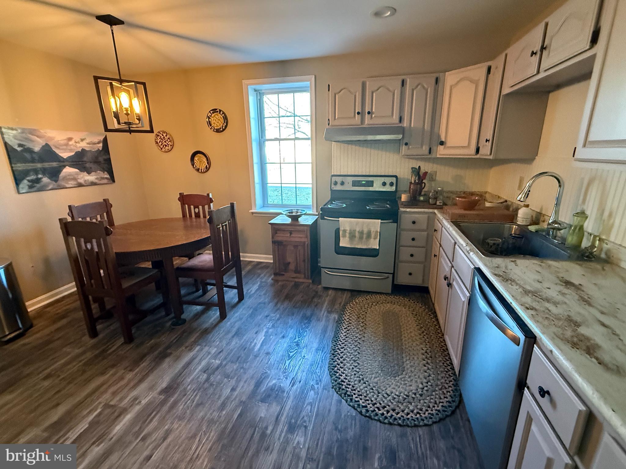 195 East Yellowbreeches Road Carlisle, PA 17015 - Photo 11 of 32